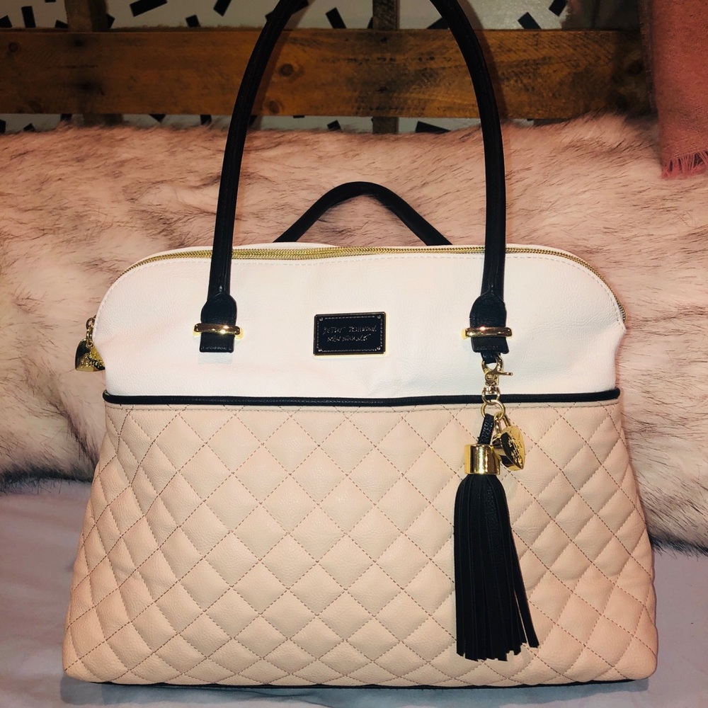 Betsey Johnson Purse!